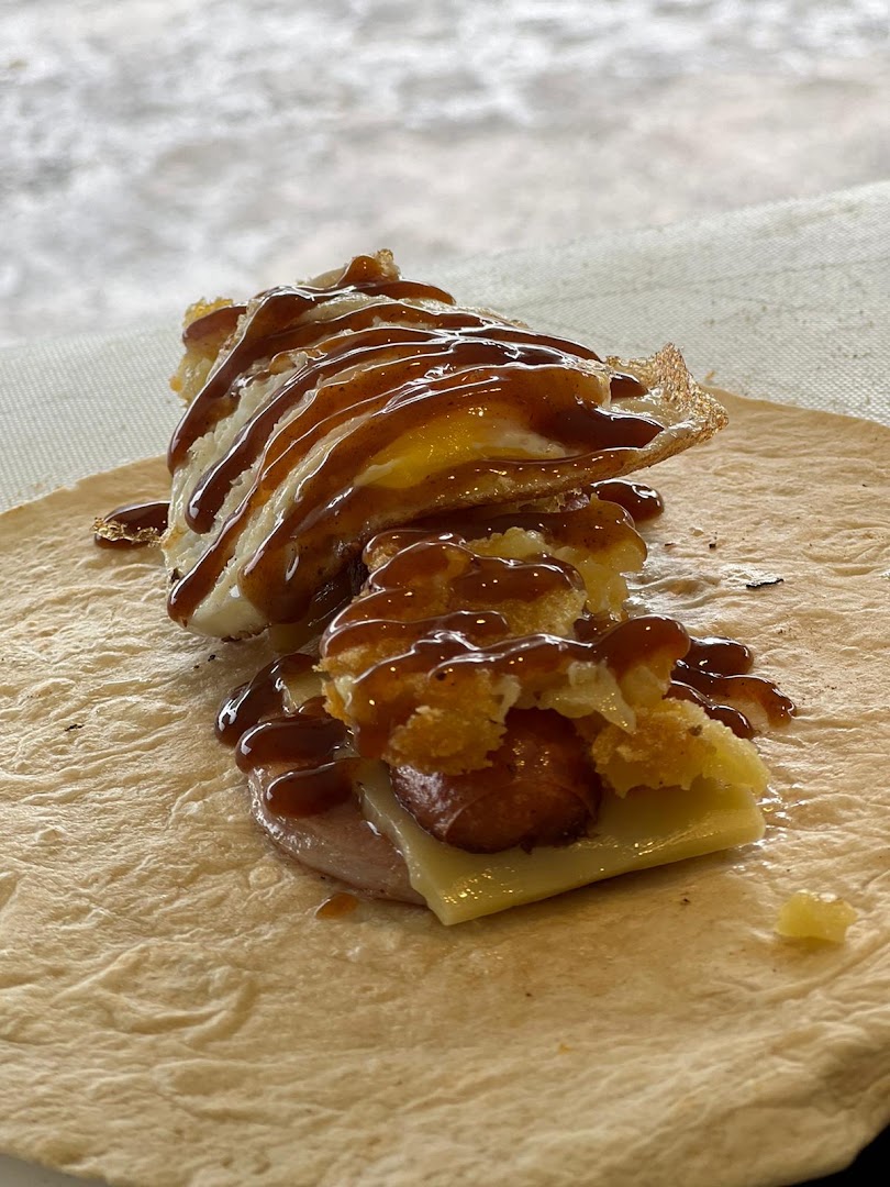 Fully loaded burger van · Photos 8